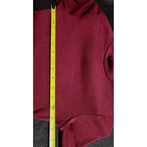 Lulus Red Burgundy Turtle Neck Ribbed Long Sleeve Bodysuit Women's Sz M OnePiece - Picture 7 of 7